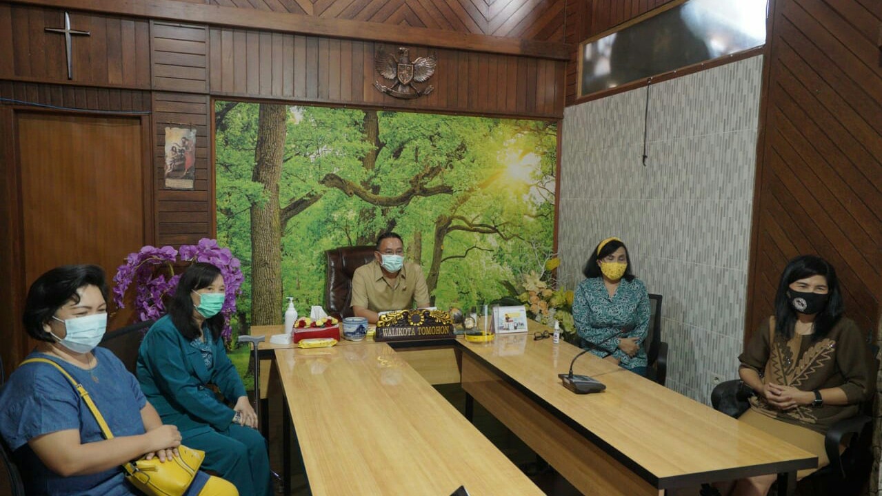 Walikota Ikuti Rakor Bersama TP-PKK Walikota Ikuti Rakor Bersama TP-PKK