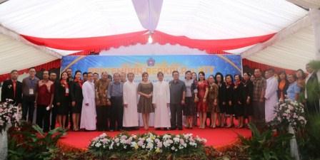 Wawali SAS Hadiri Pertemuan Berkala SMA/SMK Keuskupan Manado Wawali SAS Hadiri Pertemuan Berkala SMA/SMK Keuskupan Manado