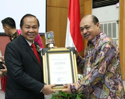 Kota Bitung Raih Penghargaan Swasti Saba Wistara Tahun 2017