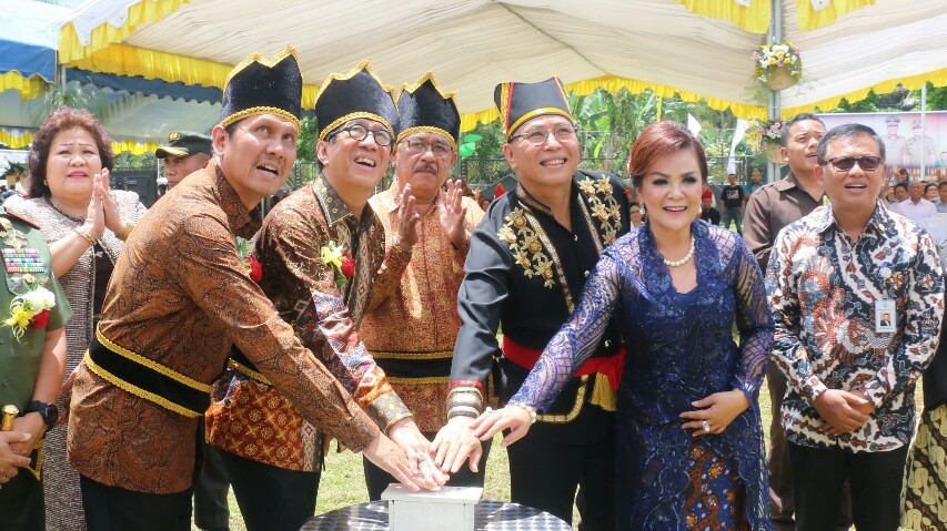 Tomohon Berbangga, MPP Wale Kabasaran Diresmikan Menteri PAN/RB RI Tomohon Berbangga, MPP Wale Kabasaran Diresmikan Menteri PAN/RB RI