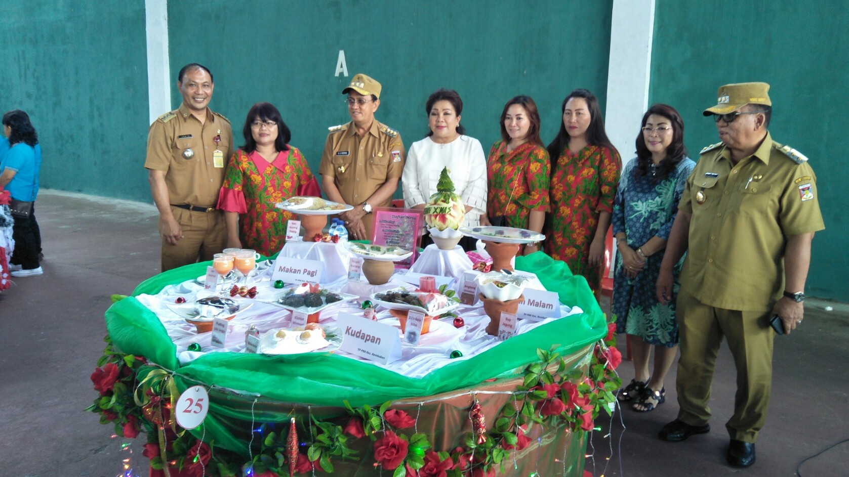 Bupati ROR Canangkan Gentanasi ‘one day in the week’ Bupati ROR Canangkan Gentanasi ‘one day in the week’