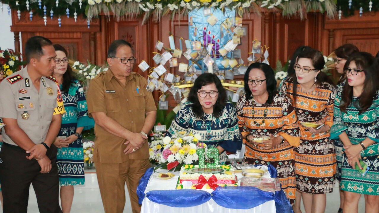 Ibadah Sambut Natal 2018 DWP Tomohon