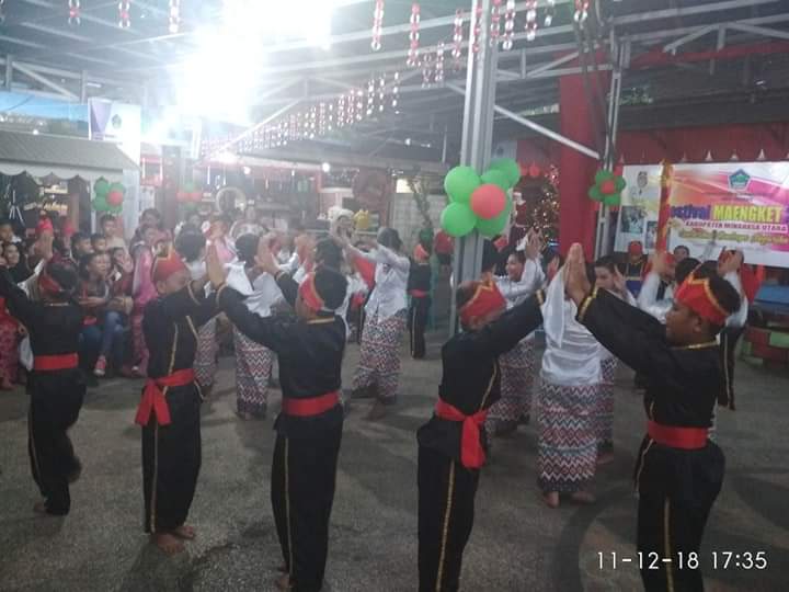 Lestarikan Bahasa Tonsea dengan Festival Maengket Lestarikan Bahasa Tonsea dengan Festival Maengket