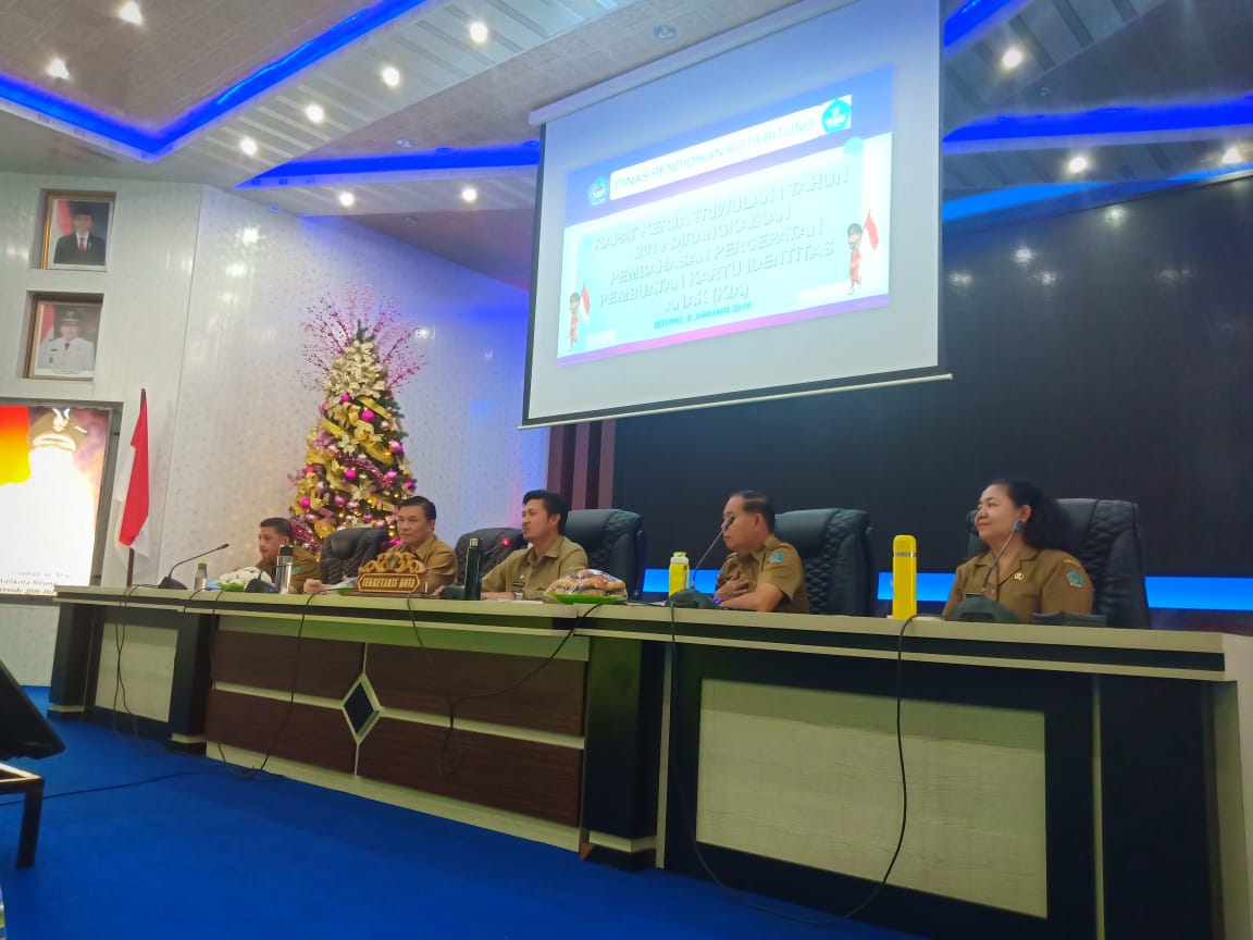 Pangemanan Buka Raker Dinas Pendidikan Kota Bitung