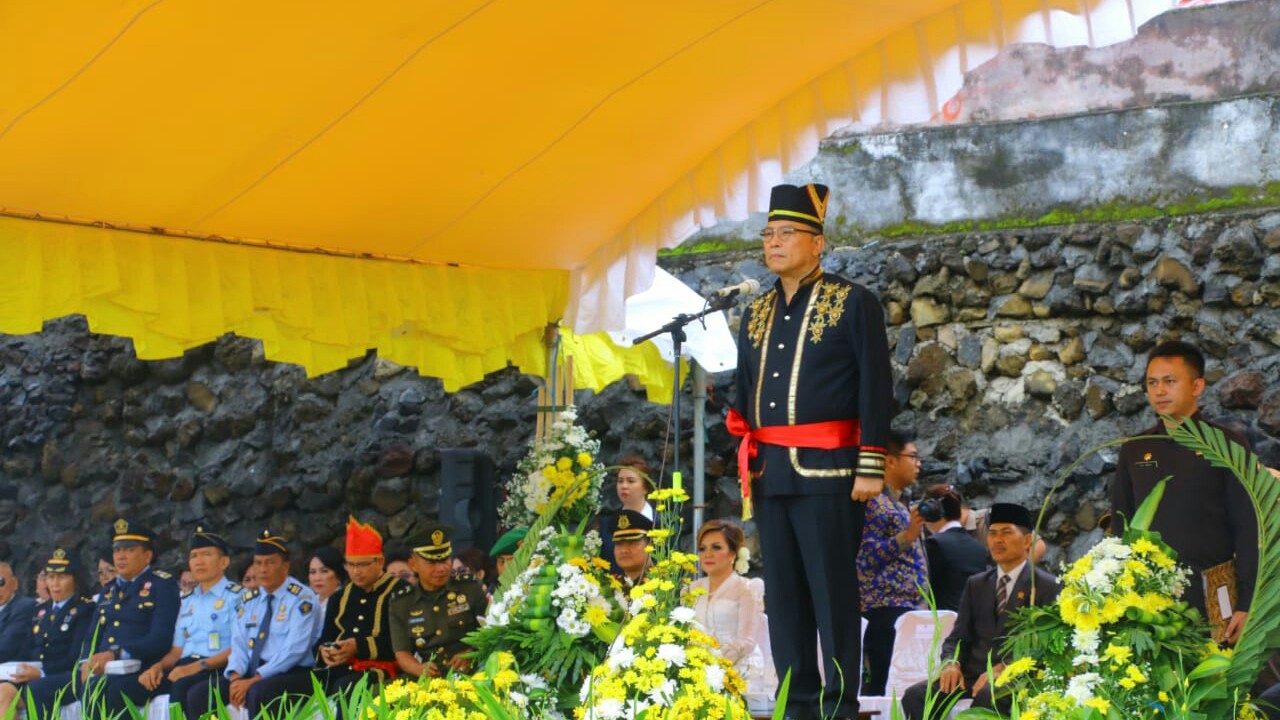 Walikota Eman, Irup Puncak Hari Jadi 16 Tomohon