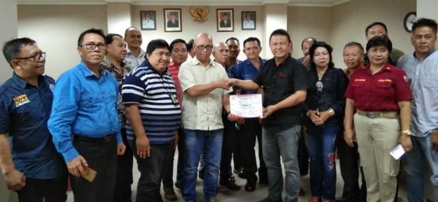 Jems Tuuk – Amir Liputo   Anggota DPRD Sulut Terbaik 2014-2019