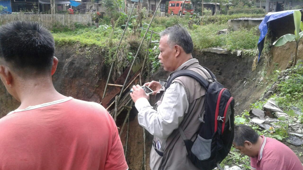 BPBD Dampingi Badan Geologi Pantau Longsor Minahasa
