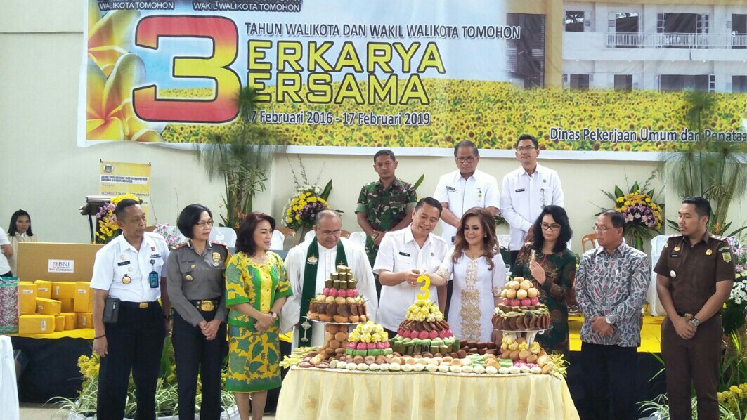 Wenur Ikut Bersyukur di 3 Tahun Dedicate EmaS