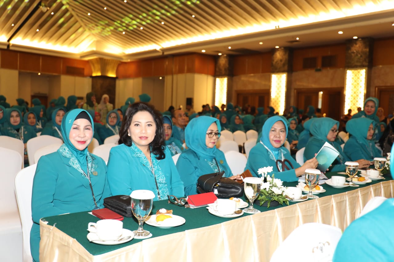 Mendagri Kumolo Ingatkan Rumah Sehat, Ibu Rita Hadiri Rakornas PKK 2019 Mendagri Kumolo Ingatkan Rumah Sehat, Ibu Rita Hadiri Rakornas PKK 2019