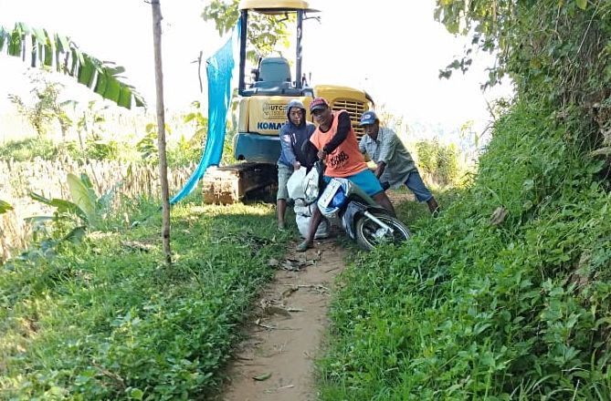 Melalui TMMD Jalan Desaku Jadi Jalan Kota