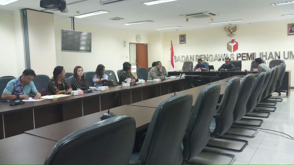 Komisi I Konsultasi di Bawaslu RI Komisi I Konsultasi di Bawaslu RI