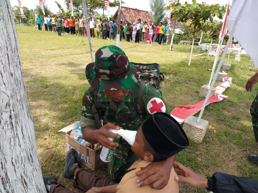 Sigapnya Tim Medis Dalam Tangani Pelajar