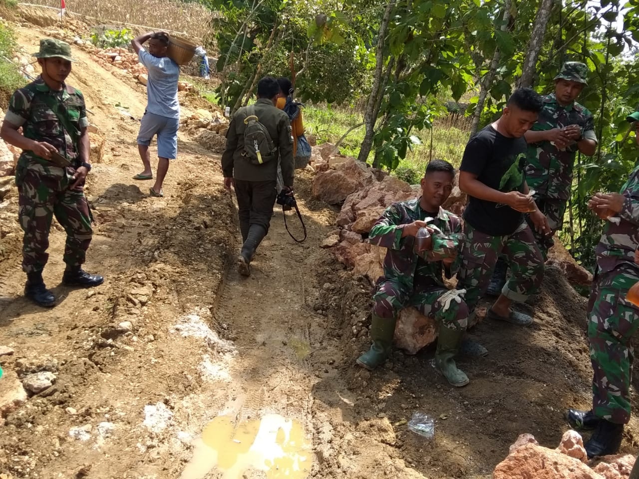 Tentara dan Warga Terus Bekerja Keras Tidak Ada Alasan Fisik Belum Selesai