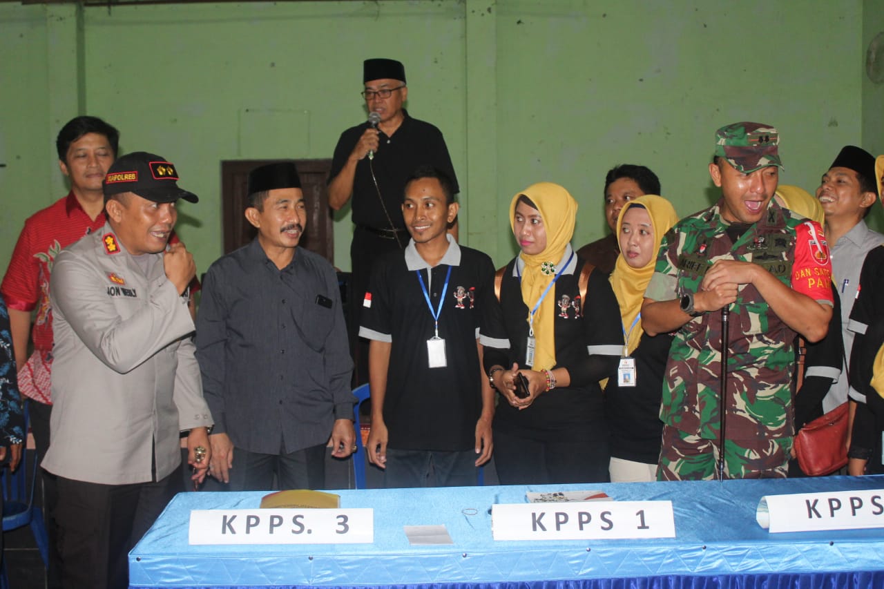 Dandim Pati. Mari kita bersama – sama menjaga kondusifitas Pemilu 2019 Dandim Pati. Mari kita bersama – sama menjaga kondusifitas Pemilu 2019