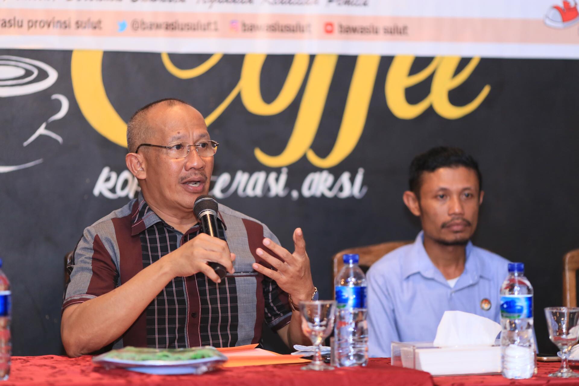 Sekda Bolmut Hadiri Sosialisasi Pengawasan Partisipatif Pemilu 2019