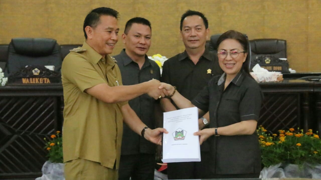 Paripurna DPRD Dengarkan Penjelasan Walikota Soal Ranperda BMD