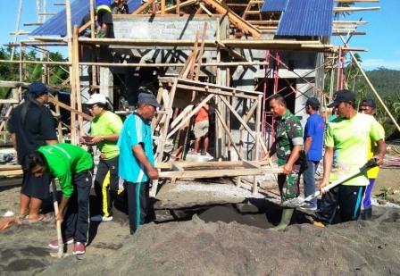 Beginilah Pemandangan Yang Terlihat Setiap Hari Di Lokasi Kerja TMMD