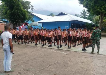 Bentuk Karakter Siswa, Personil SatgasTMMD Latih PBB di SMP 2 Ranowulu