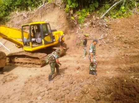 Berkat Dukungan Semua Pihak, Akses Jalan Tiga Kelurahan Berhasil Dihubungkan Berkat Dukungan Semua Pihak, Akses Jalan Tiga Kelurahan Berhasil Dihubungkan