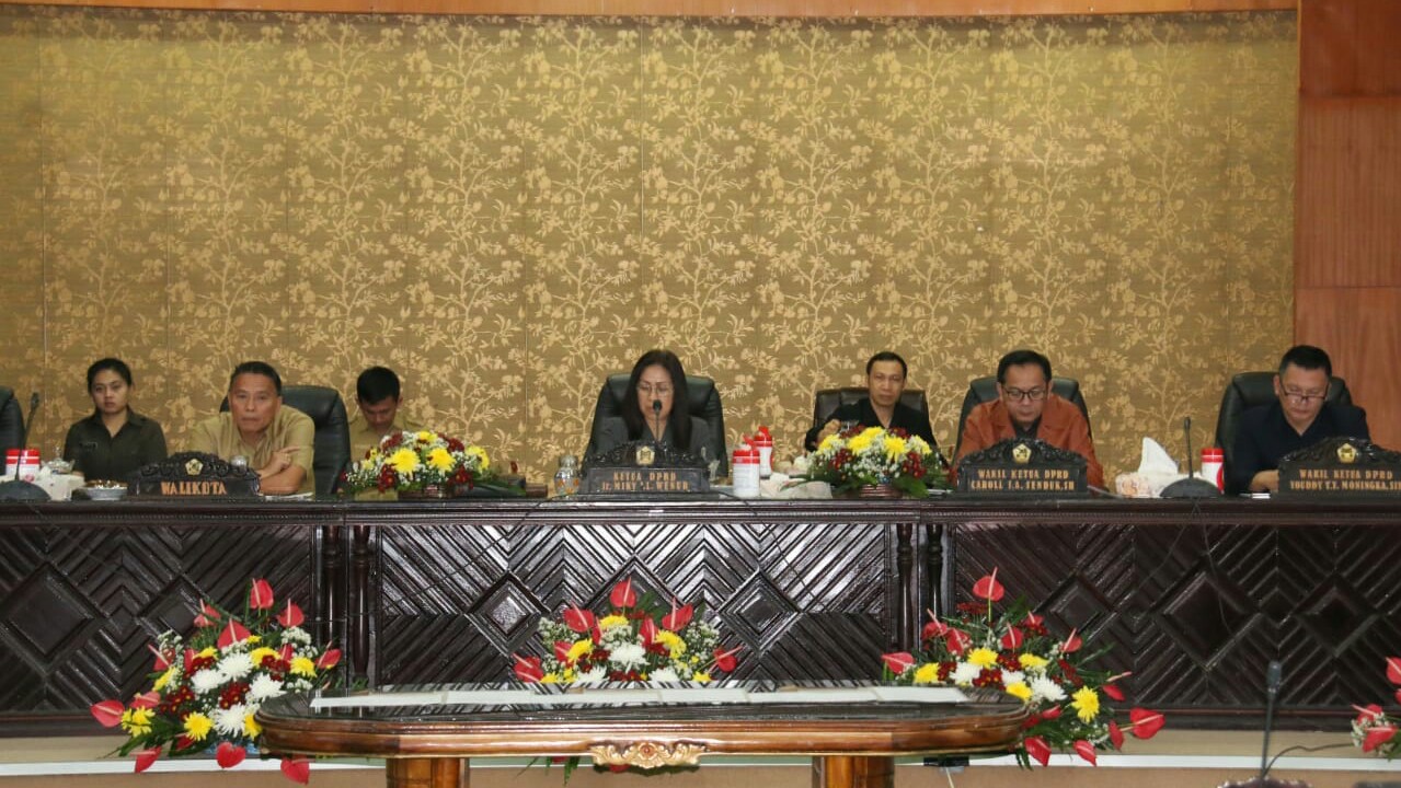 Paripurna DPRD Tomohon Tetapkan Perda LPJ 2018