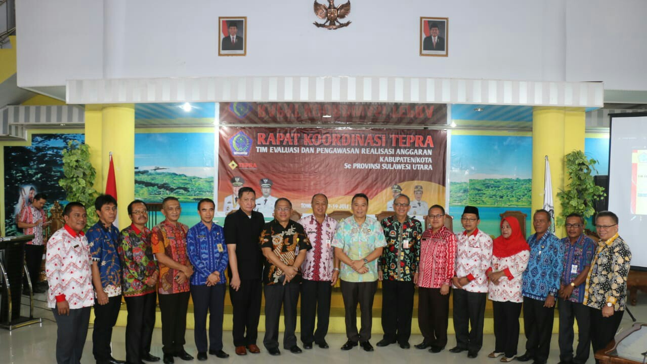Walikota Eman Sambut Peserta Rakor EPRA se-Sulut Walikota Eman Sambut Peserta Rakor EPRA se-Sulut