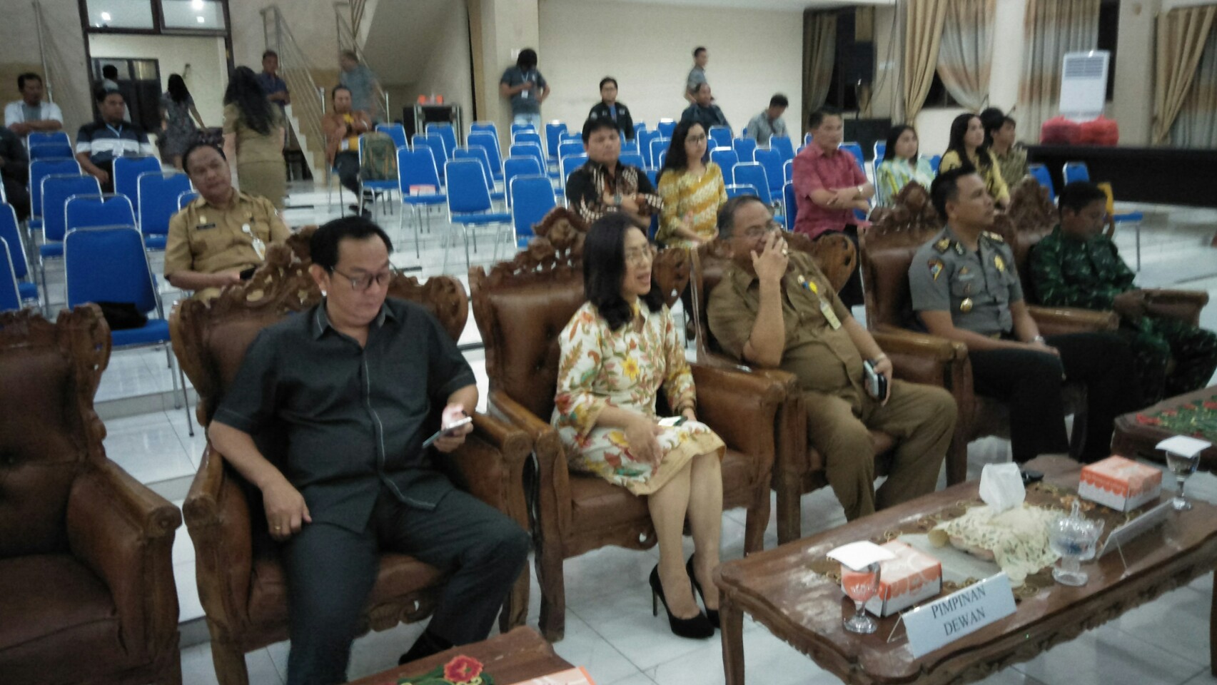 Wenur – Senduk Hadiri Rapat Pleno KPU Penetapan Anggota DPRD Tomohon Terpilih