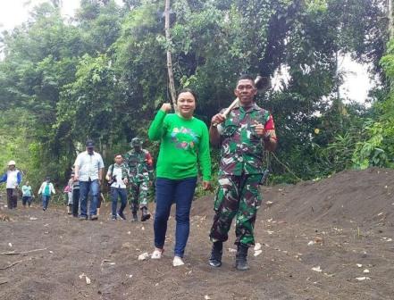 Kebersamaan Danki Satgas TMMD Dengan Anggota Dan Masyarakat