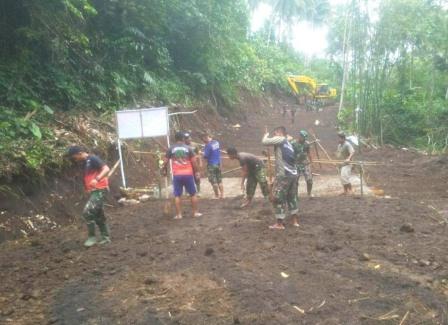 Minggu Ini, Program Sasaran Fisik Jalan Penghubung Tuntas