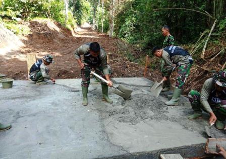 Penyelesaian Plat Duicker Oleh Satgas TMMD Ke-05 Penyelesaian Plat Duicker Oleh Satgas TMMD Ke-05