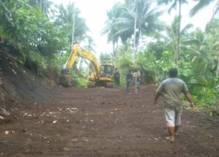 TMMD Selalu Berusaha Ringankan Beban Masyarakat