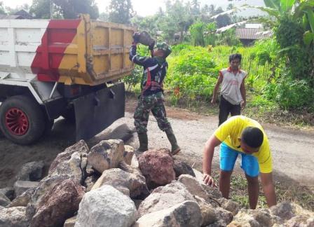 TNI Dan Warga Harus Menyatu