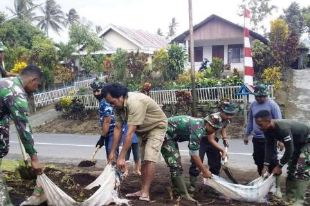 TNI Lestarikan Nilai Sejarah, Terutama Nilai Kemanunggalan TNI-Rakyat Melalui TMMD