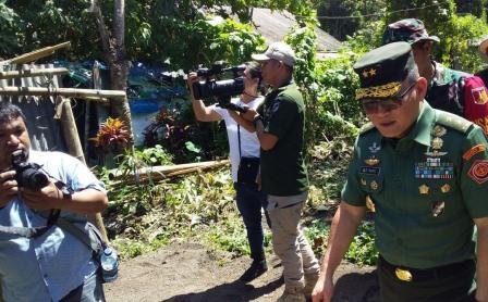 Cerita Menarik Peliput Media, Dilokasi TMMD Cerita Menarik Peliput Media, Dilokasi TMMD