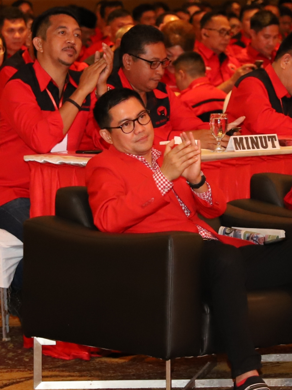 JG: Ketua Dewan dan 10 Kader di DPRD Kota Manado Sebuah Kebanggaan Politik JG: Ketua Dewan dan 10 Kader di DPRD Kota Manado Sebuah Kebanggaan Politik