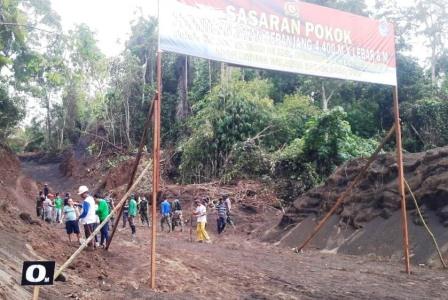 Infastruktur Jalan, Upaya TNI Penuhi Kebutuhan Petani