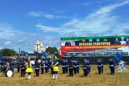 Kesuksesan Siswa SMP Saat Menampilkan Peragaan Drumdband