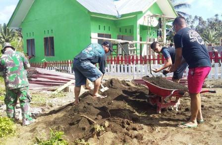 Komandan SSK Satgas TMMD Cek Kebutuhan Material