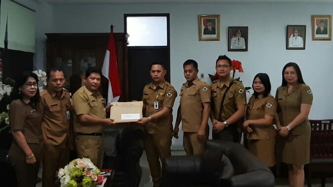 Setwan Terima SK Gubernur Sulut Terkait Anggota DPRD Tomohon 2019-2024