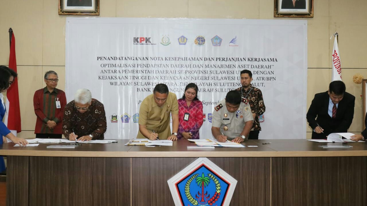 Disaksikan KPK RI dan Gubernur Sulut, Walikota Eman Tandatangan MoU Tata Kelola Aset Daerah