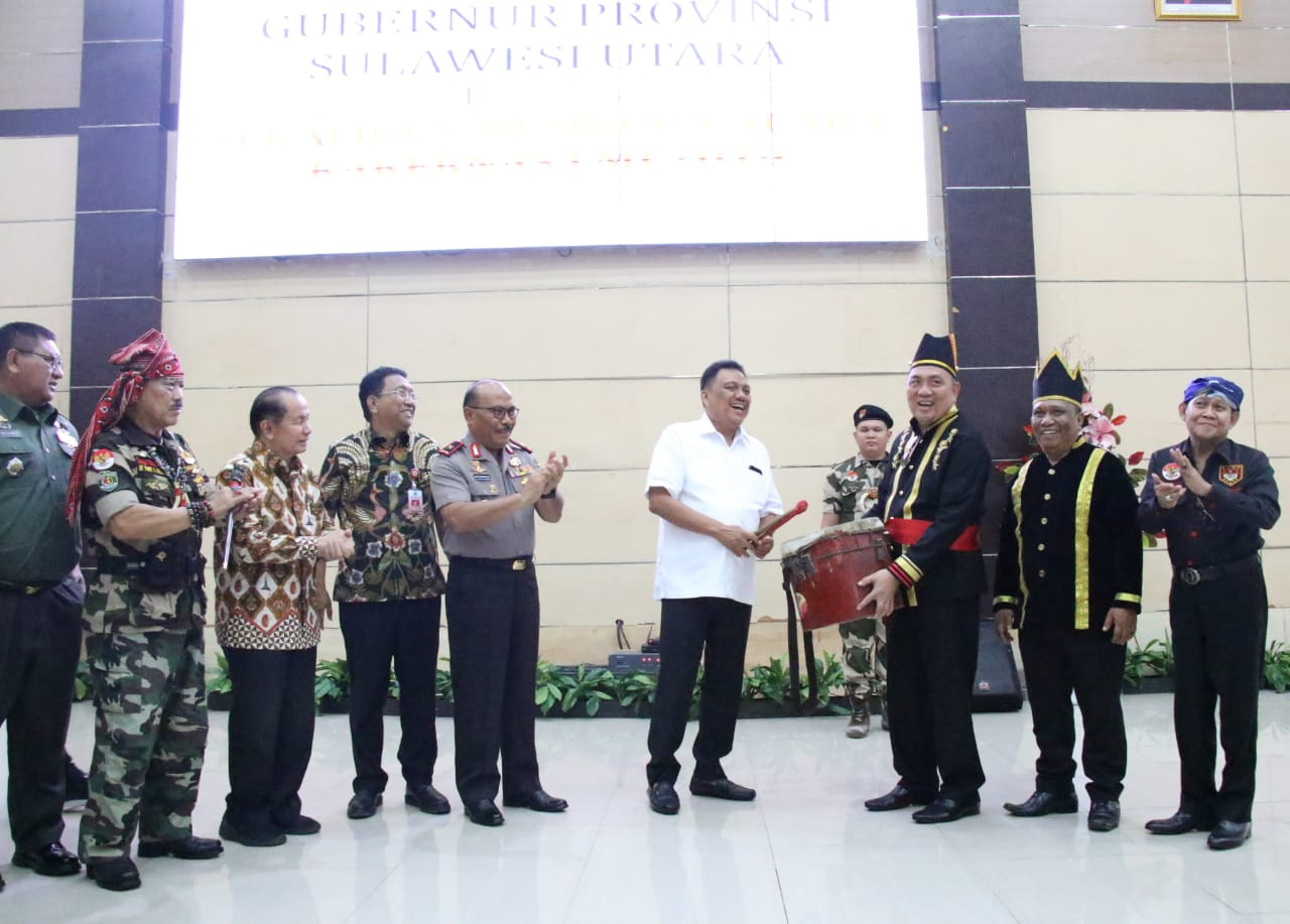 Olly Dondokambey Beri Pesan Khusus untuk Laskar Manguni Indonesia