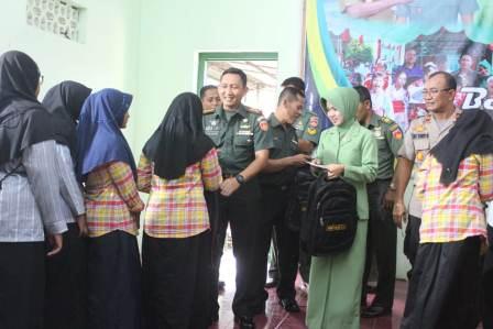 Diaula Kodim Pati, Wajah Ceria Terpancar Dan Penuh Keakraban Bersama Dandim Diaula Kodim Pati, Wajah Ceria Terpancar Dan Penuh Keakraban Bersama Dandim
