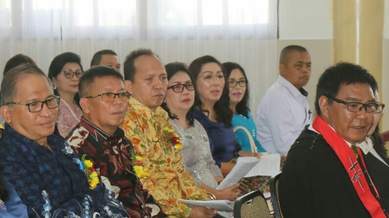 Ketua DPRD Tomohon Hadiri Peresmian GMIM Wilken Paslaten