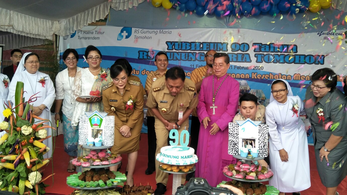 Gubernur OD Bantu 2 Miliar, Dukung Pelayanan Medis RSGM Gubernur OD Bantu 2 Miliar, Dukung Pelayanan Medis RSGM