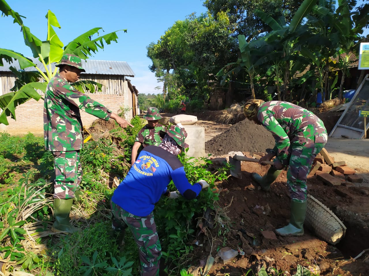 Tugu Prasasti Mulai Di Bangun Sebagai Bukti Kemanunggalan TNI Dengan Rakyat