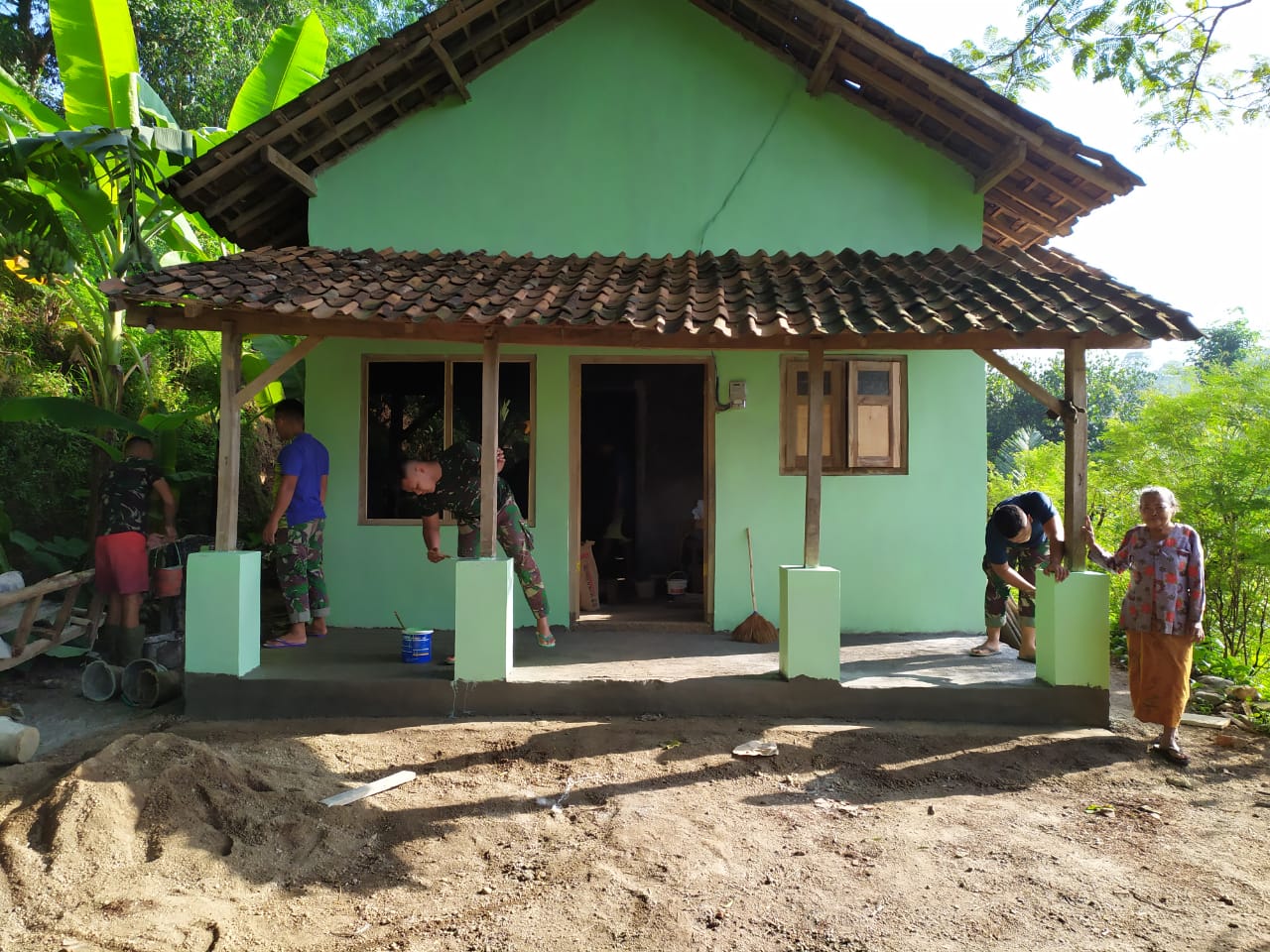 Mbah Wagimah Tersenyum Rumah Idamannya Sudah Cantik