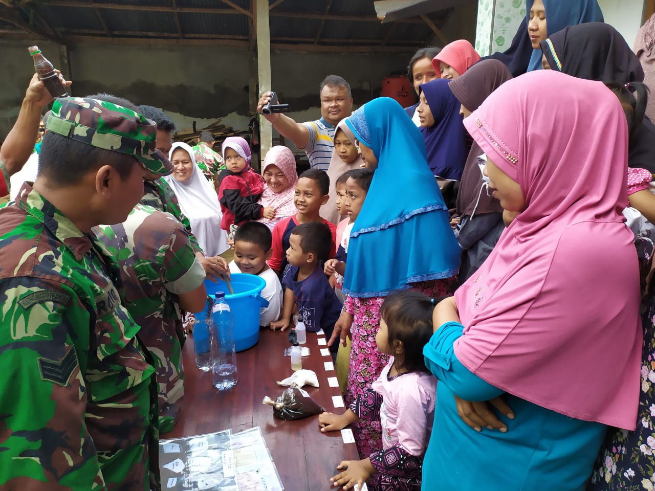 Cara Usir Corona Bapak Babinsa Ahlinya.