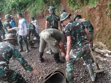 Wujud Pengabdian Kepada Masyarakat Wujud Pengabdian Kepada Masyarakat