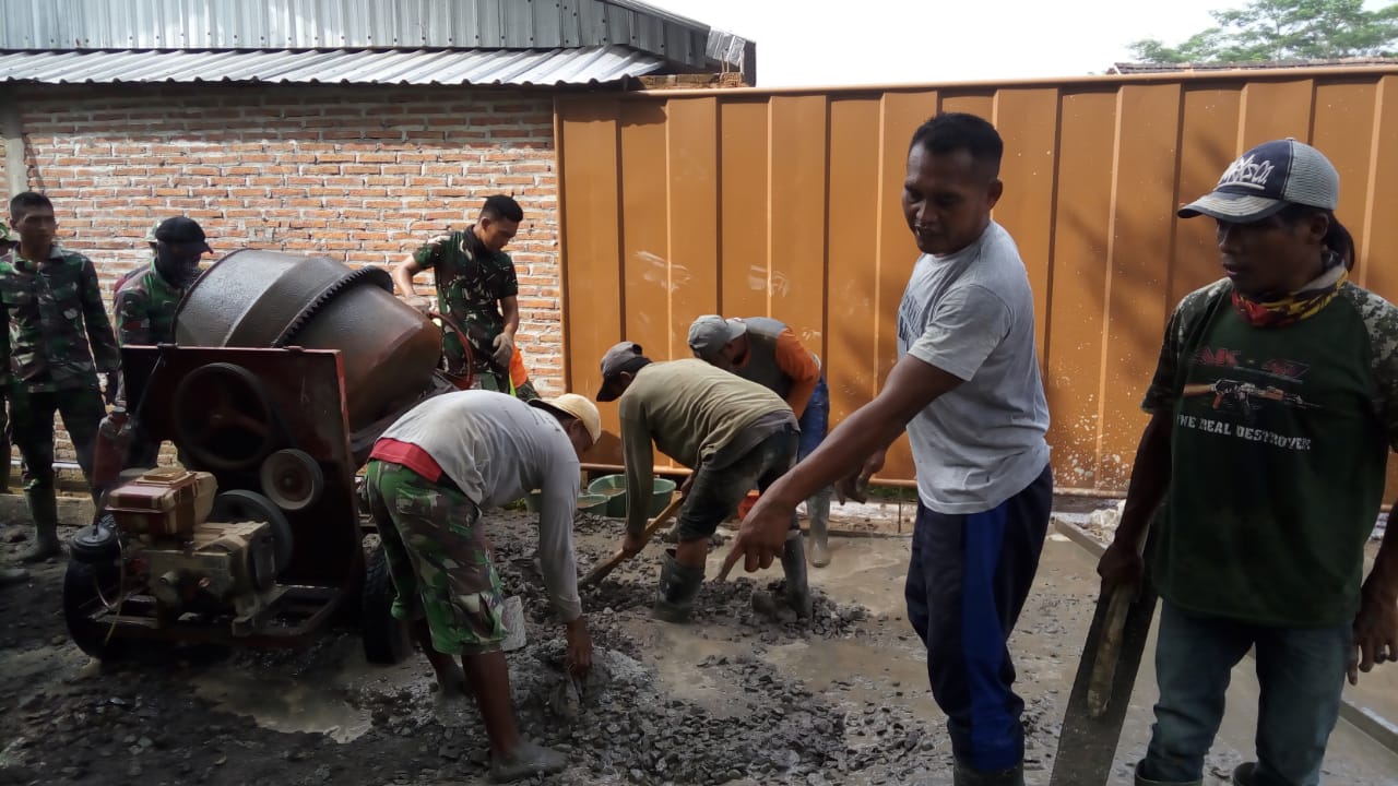 Pengecoran Jalan Di Proyek TMMD Semakin Dekat Dengan Garis Finis.