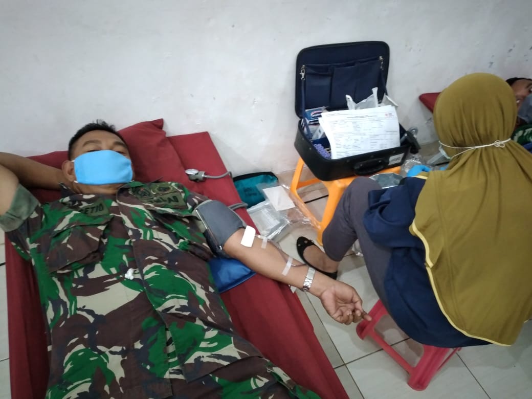 Satgas TMMD Muluangkan waktu Untuk Donor Darah