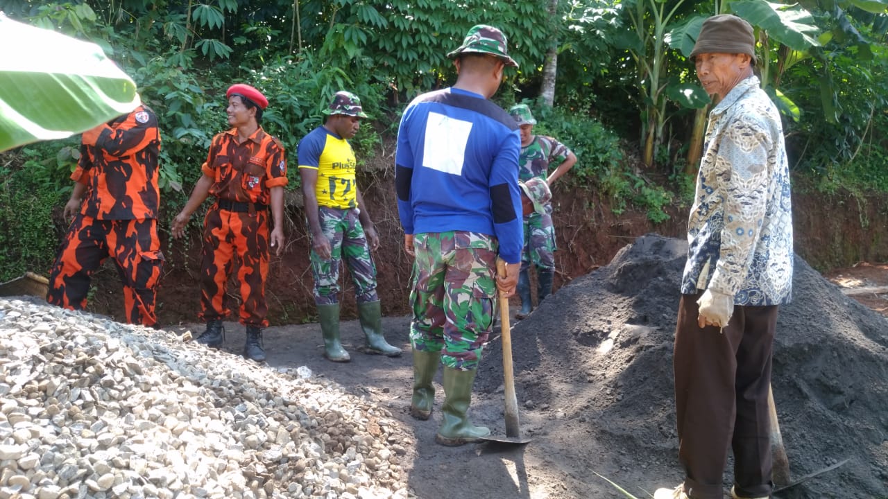 Demi Tugas Mulia Rela Tinggalkan Keluarga Demi Tugas Mulia Rela Tinggalkan Keluarga